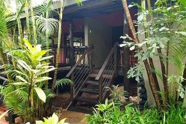 Bed and Breakfast Umlilo Lodge