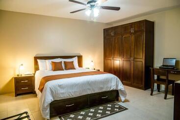 Bugambilias Suites