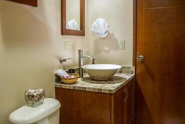 Bugambilias Suites