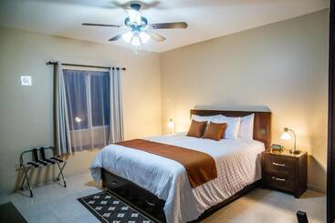 Bugambilias Suites