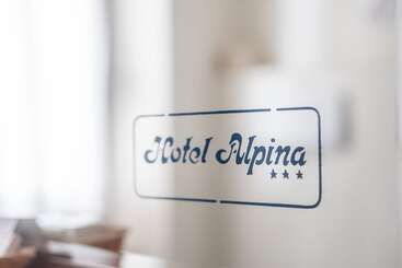 هتل Alpina