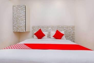 Otel O Blue Pearl Residency Near Chhatrapati Shivaji International Airport
