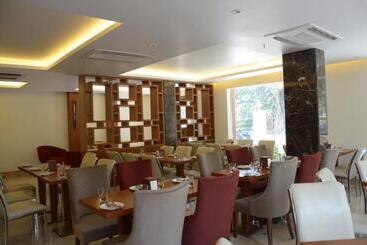 Hotel Connaught Royale