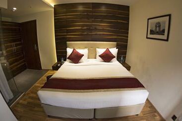 Hotel Connaught Royale