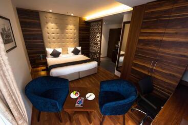 Hotel Connaught Royale