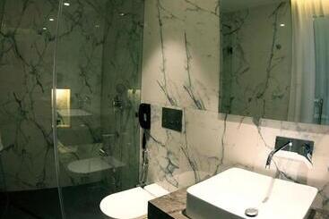Hotel Connaught Royale