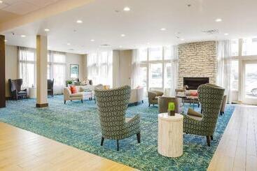 هتل Fairfield Inn & Suites By Marriott Savannah Downtown Historic District