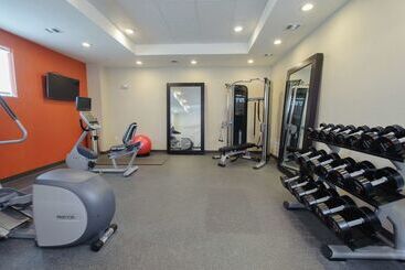 هتل Home2 Suites By Hilton Portland