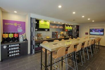 هتل Home2 Suites By Hilton Portland
