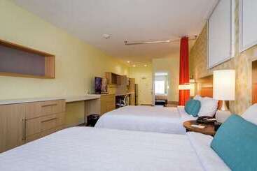 هتل Home2 Suites By Hilton Portland