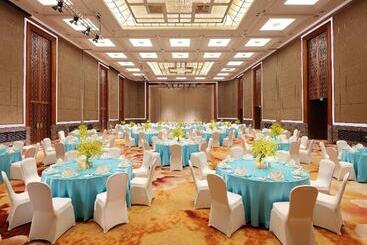 Hualuxe Hotels & Resorts Zhangjiakou, An Ihg