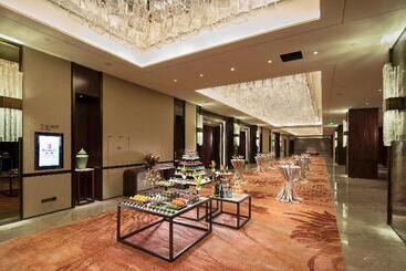 Hualuxe Hotels & Resorts Zhangjiakou, An Ihg
