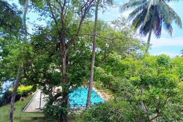 هتل Jade Green Hambantota