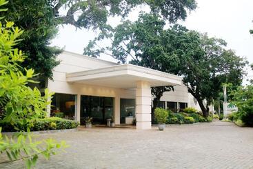 هتل Jade Green Hambantota