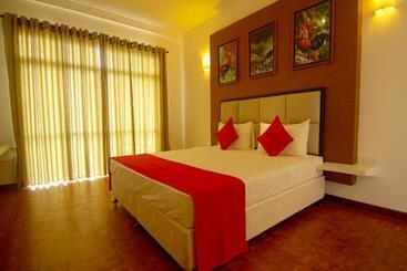 هتل Jade Green Hambantota