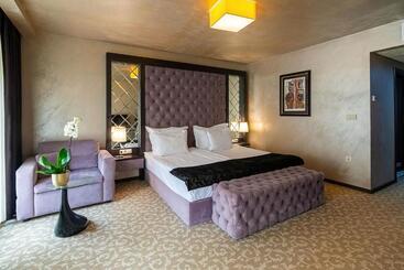 هتل Royal Spa