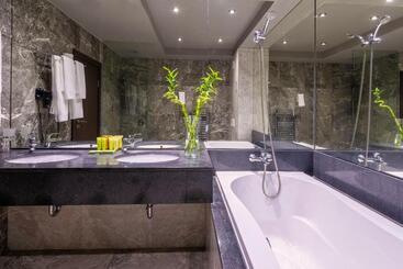 هتل Royal Spa