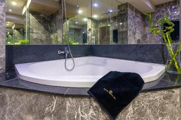 هتل Royal Spa