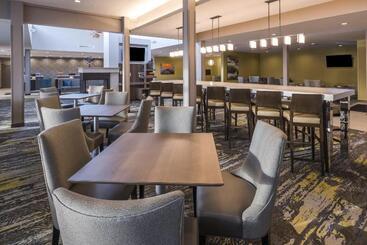 هتل Springhill Suites By Marriott Fishkill
