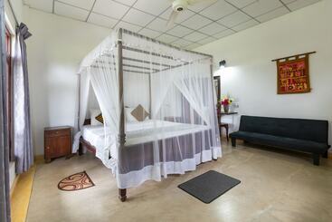 هتل The Hideout Sigiriya