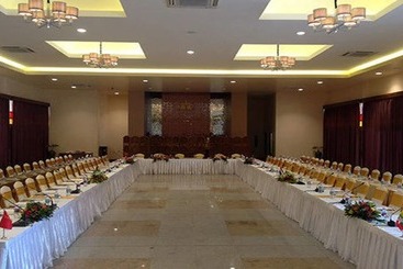هتل The Myat Mingalar