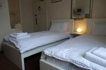 پانسیون Campbells Guest House