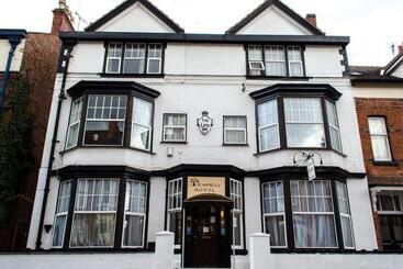 پانسیون Campbells Guest House