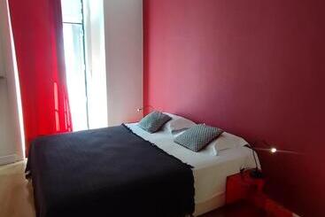 پانسیون Evora Inn