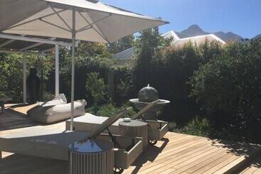 پانسیون Oude Berg Guesthouse   10 Caledon Street