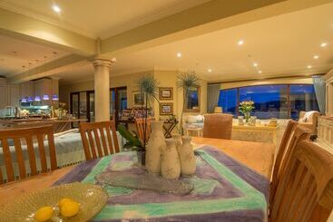 پانسیون Villa Paradisa Guest House