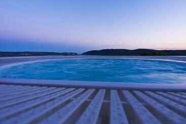 پانسیون Villa Paradisa Guest House
