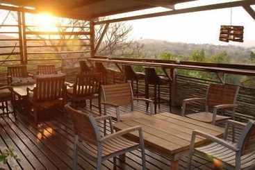 پانسیون Zebrina Guest House