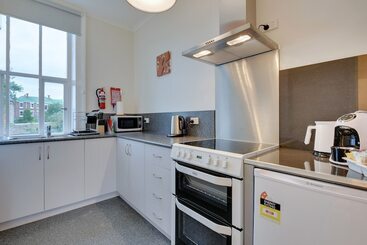 Portsea Place
