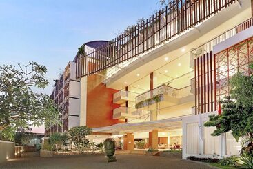 استراحتگاه Fox Hotel Jimbaran Beach