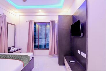 호텔 Townhouse 1250 It Cafe & Residence