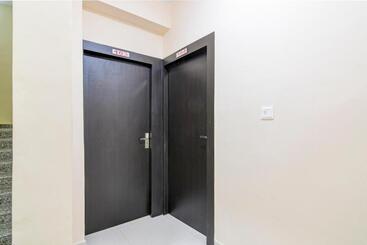 酒店 Townhouse 1250 It Cafe & Residence