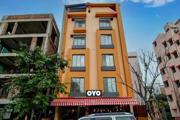 호텔 Townhouse 1250 It Cafe & Residence