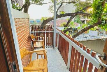 هاستل Puu Pau Hotel & Coffee Shop