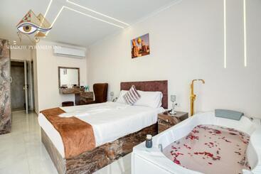 هاستل Shadow Pyramids Suites And Jacuzzi