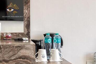 هاستل Shadow Pyramids Suites And Jacuzzi