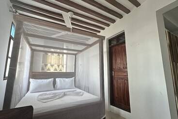 تختخواب و صبحانه Light Of Zanzibar Hotel & Restaurant
