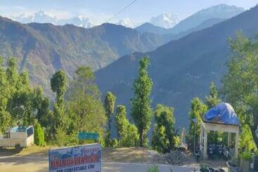 ホテル The Himalayan View Resort Chopta Valley