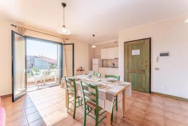 Isa Residence With Swimming Pool In Santa Teresa Di Gallura, Apartments With Air Conditioning And Pr