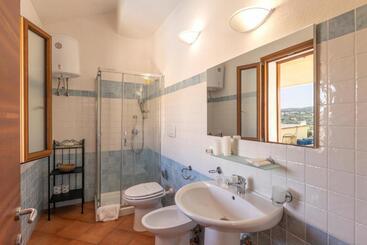Isa Residence With Swimming Pool In Santa Teresa Di Gallura