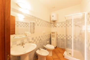 Isa Residence With Swimming Pool In Santa Teresa Di Gallura