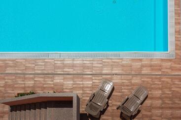 Isa Residence With Swimming Pool In Santa Teresa Di Gallura