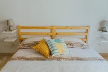 پانسیون Lemon Tree Rooms