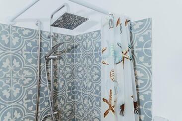پانسیون Lemon Tree Rooms