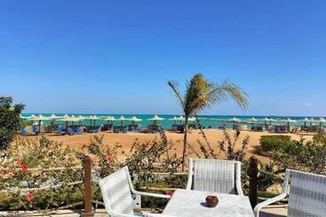 Turtles Beach Resort Hurghada Studio View Sea View Pool Private Beach Pools Anf Sunny Balcony