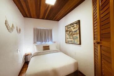 هاستل La Bella Monte Verde